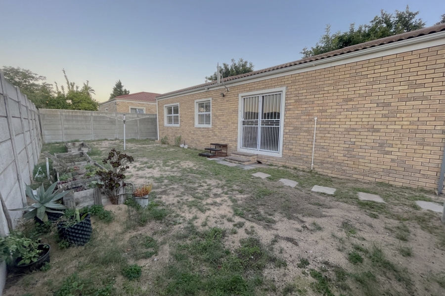 3 Bedroom Property for Sale in Windsor Park Estate Western Cape